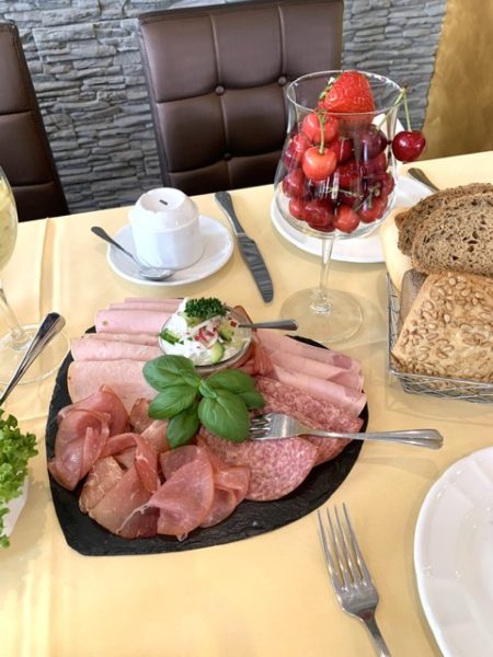 Boutique Hotel Goldene Henne, Wolfsburg