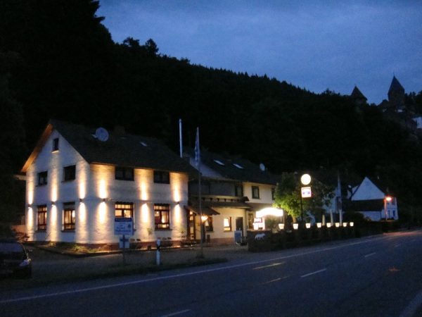 Schloss Cafe Zur Wolfsschlucht 