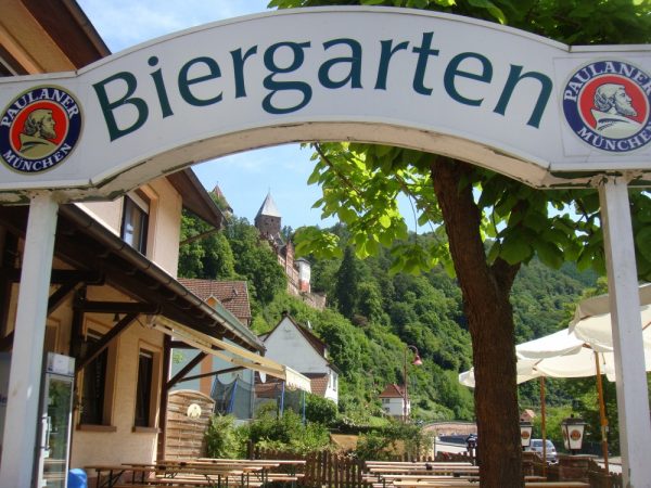 Schloss Cafe Zur Wolfsschlucht 