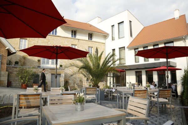 Weinhaus Henninger