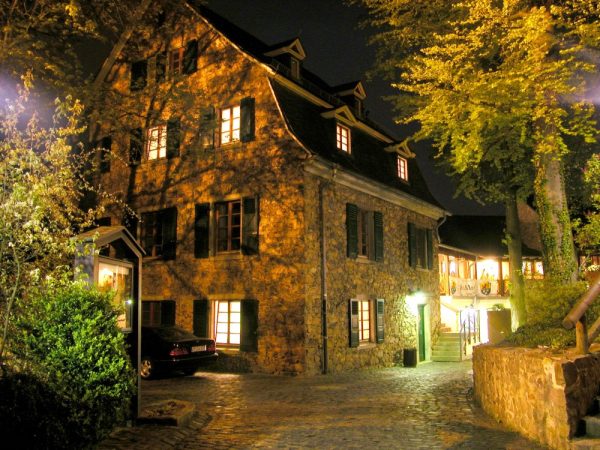 Schloß Auerbach GmbH