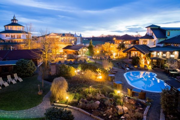 Wellnesshotel Seeschlößchen - Hotelrestaurant Sandak, Senftenberg