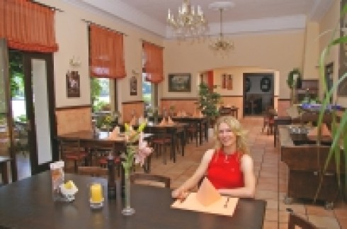 Hotel Restaurant Cafe Rheinecker Hof