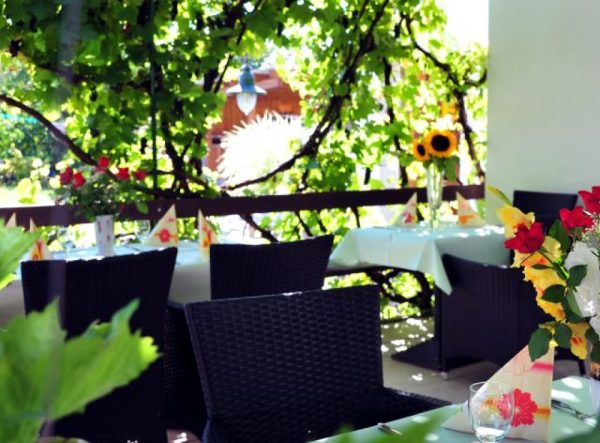 Zum Weinbrunnen