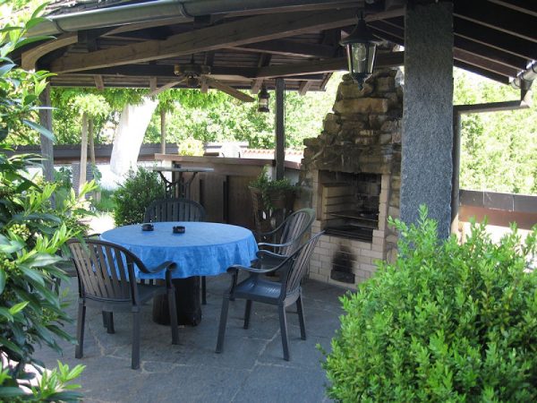 Angis Pub