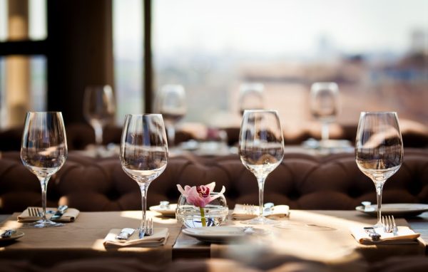 GLOBANA Airport Hotel - Restaurant Globe
