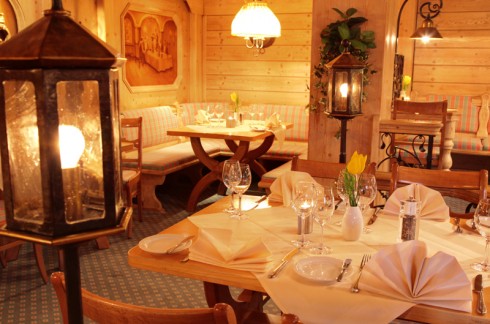 Hotel Am Kurpark - Tiroler Stube & Parkrestaurant