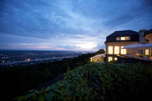 Restaurant Steigenberger Grandhotel Petersberg- Restaurant Rheinterrassen in Königswinter