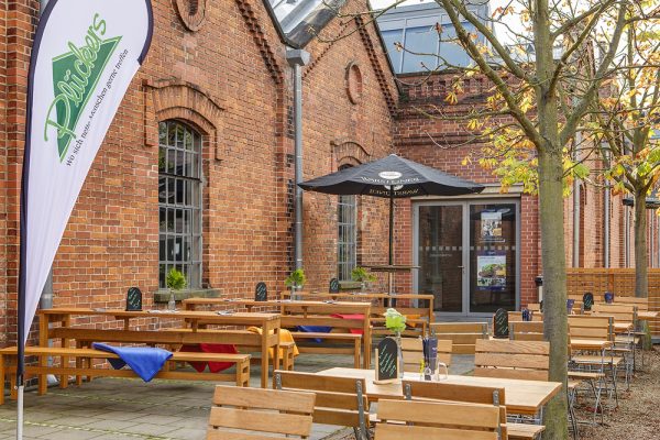Gaststätte 'Plückers' im Ziegelbau