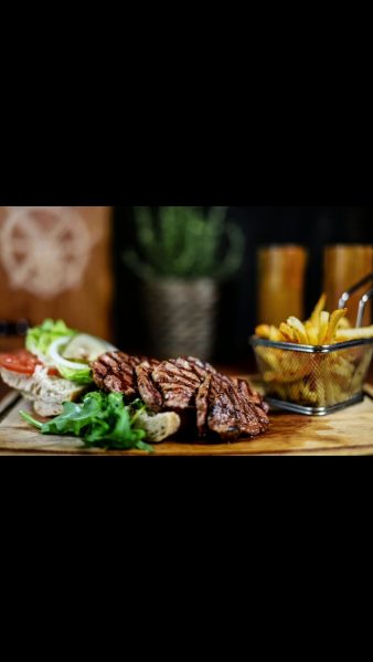 Beef Bull Club Steak & Burger