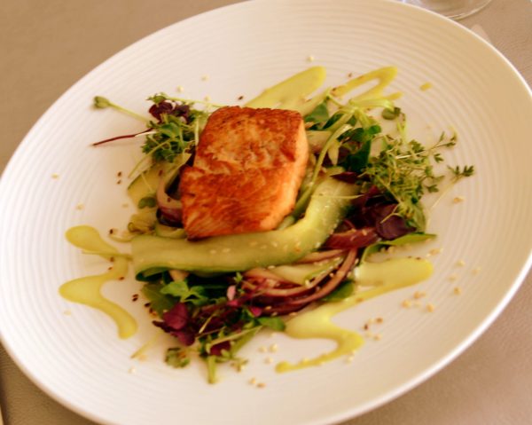 Starwalker Restaurant im INNSIDE Bremen