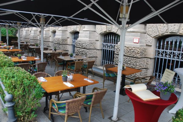 Beefers Premium Grill & Bar