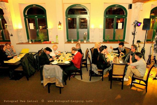 ZUCKELHÄUSER BRASSERIE - Restaurant & Sportsbar