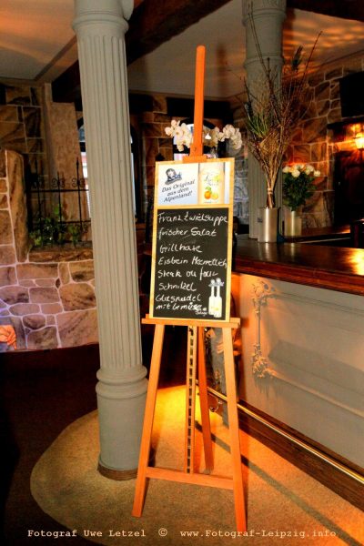 ZUCKELHÄUSER BRASSERIE - Restaurant & Sportsbar