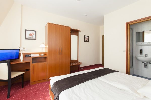 Manforter Hof - Brauhaus & Hotel