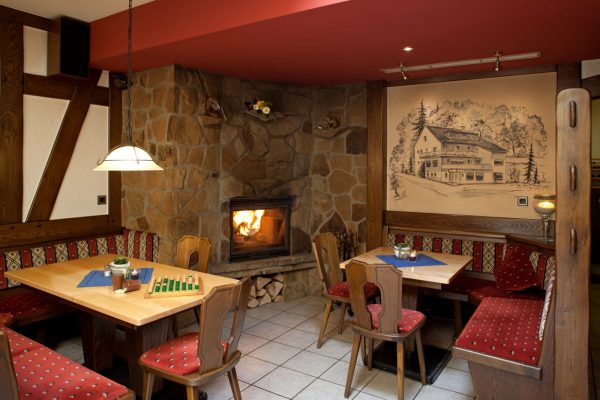 Luckai Hotel & Restaurant