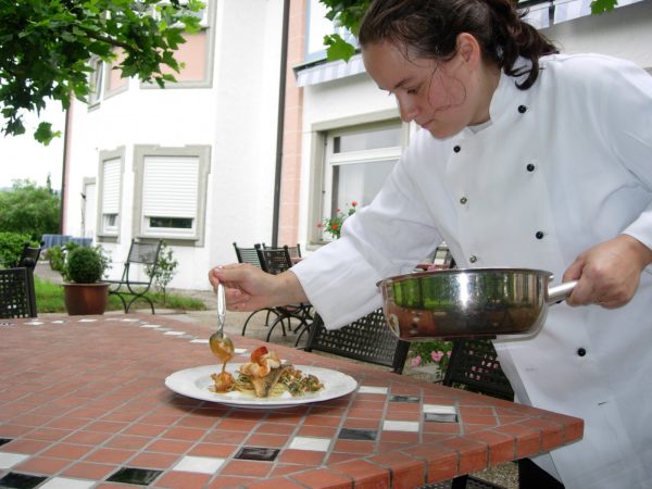 Recks Hotel-Restaurant