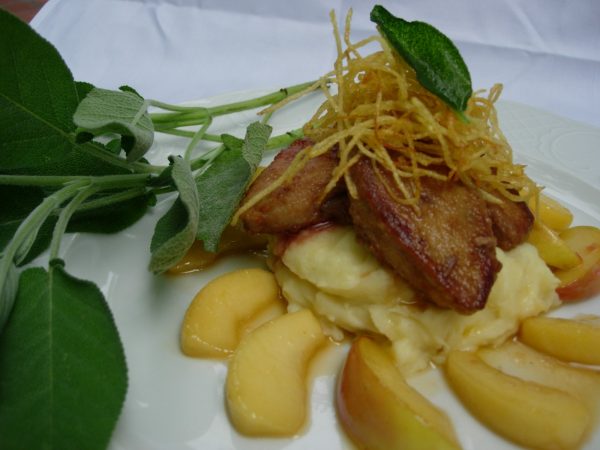 Recks Hotel-Restaurant