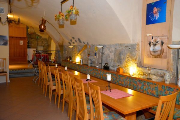 Beim Zöpfleswirt Weinstube Restaurant u. Pension