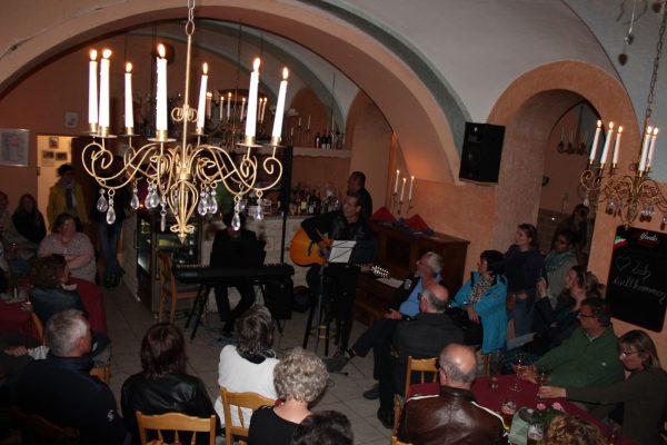 Cafe Bar Losburg Restaurant