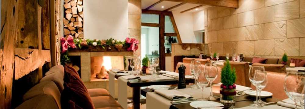 VESPERS Restaurant & Bar
