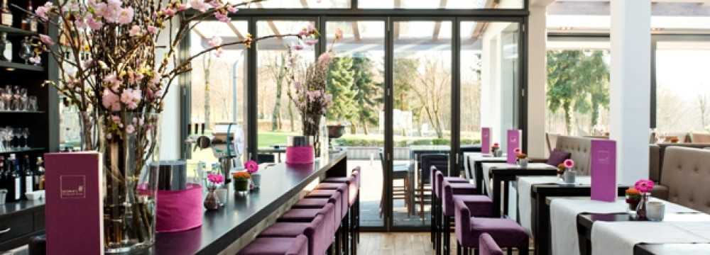 VESPERS Restaurant & Bar