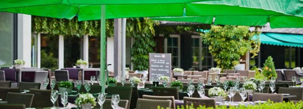 VESPERS Restaurant & Bar