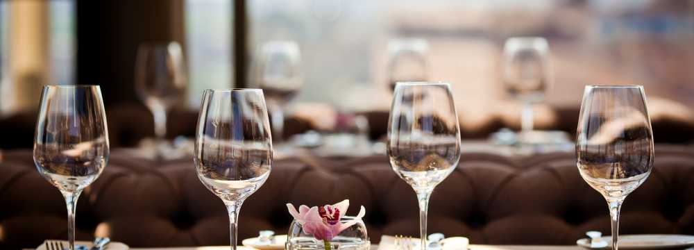 GLOBANA Airport Hotel - Restaurant Globe