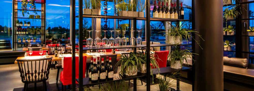 The New Yorker | LONG ISLAND.RESTAURANT&BAR