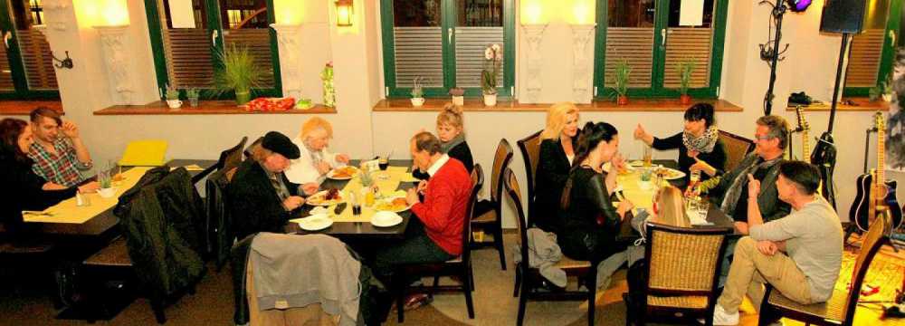 ZUCKELHÄUSER BRASSERIE - Restaurant & Sportsbar