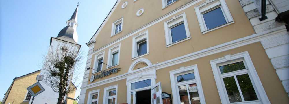 Artfarm Club, Restaurant und Hotel