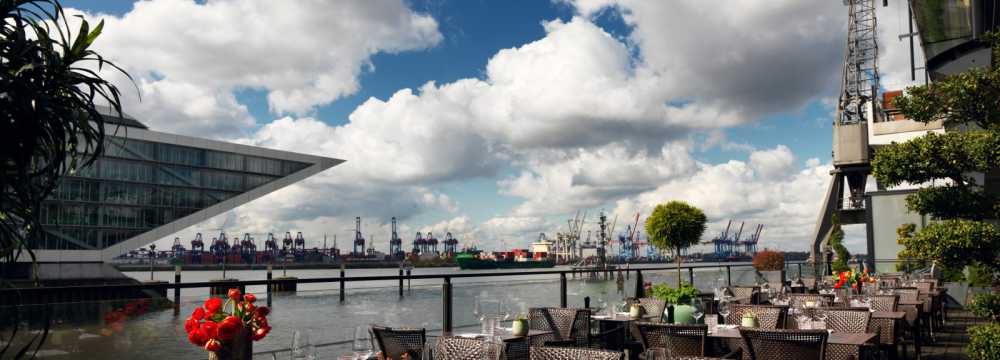 am kai | restaurant. seafood. drinks. elbblick