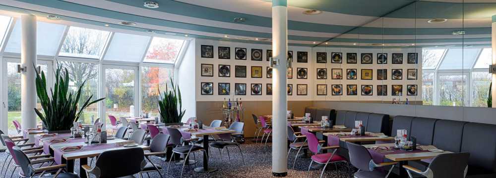 GLOBANA Airport Hotel - Restaurant Globe