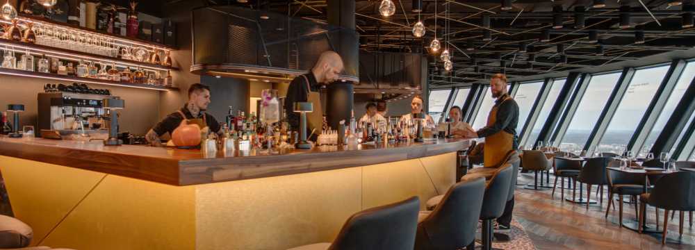 QOMO Restaurant & Bar