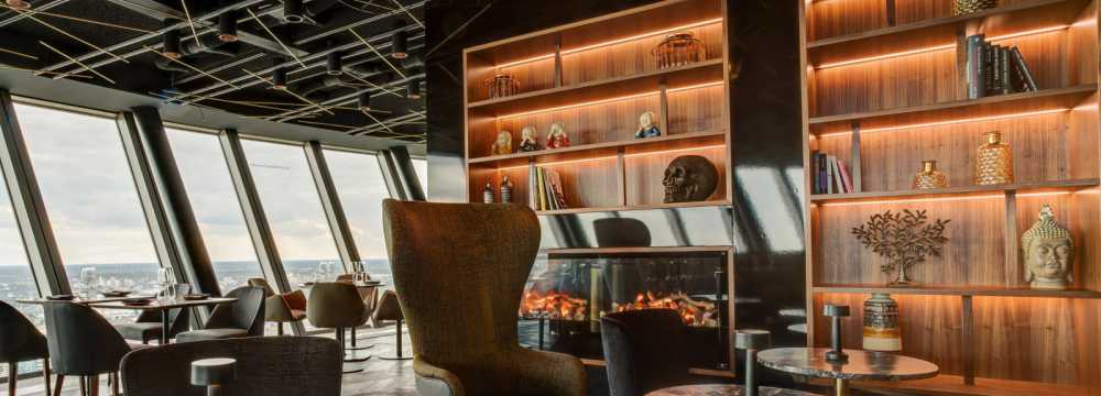 QOMO Restaurant & Bar