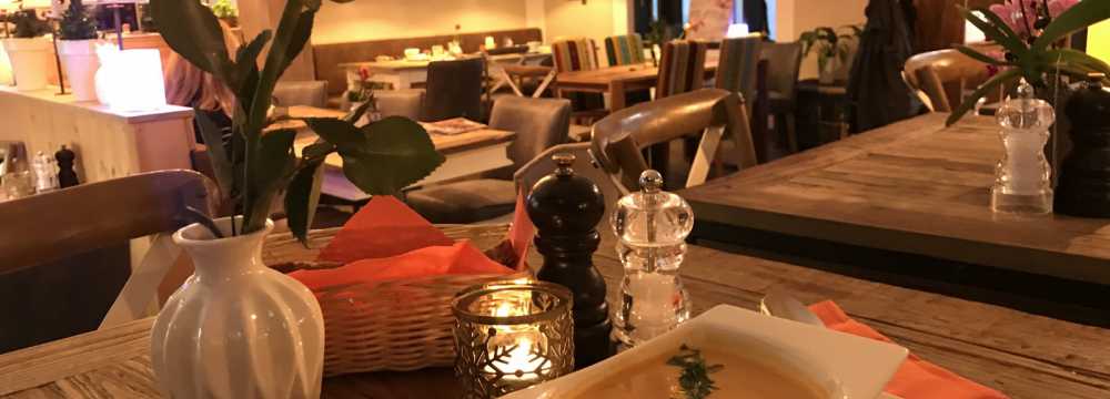 Dominique / Café, Brasserie, Bar